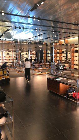 prada outlet montevarchi ar|prada space outlet.